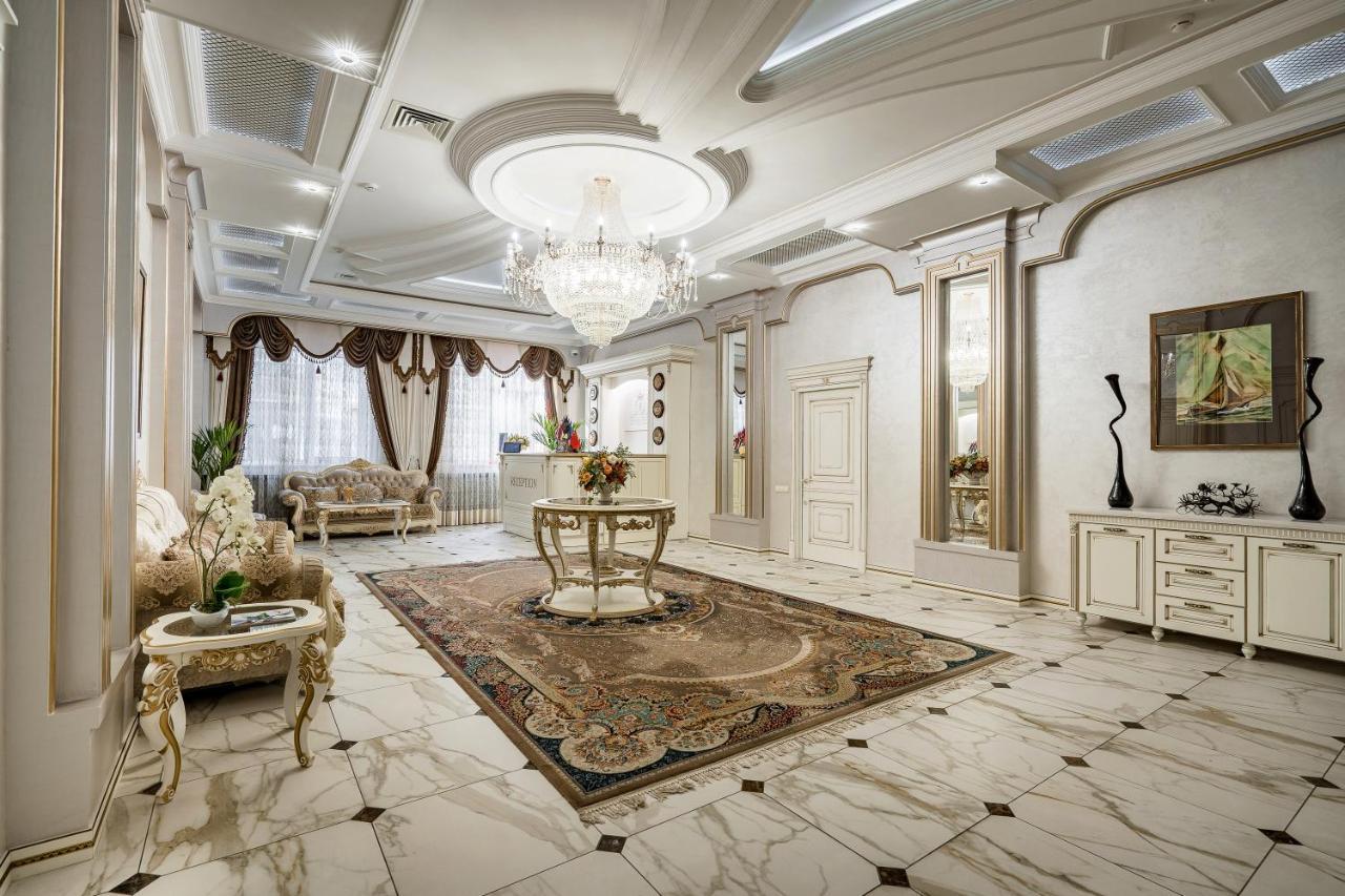 Imperial Palace Hotel Minsk Eksteriør bilde