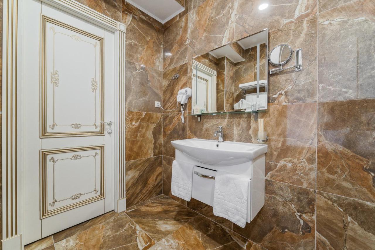 Imperial Palace Hotel Minsk Eksteriør bilde