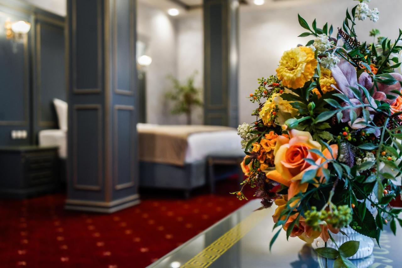 Imperial Palace Hotel Minsk Eksteriør bilde